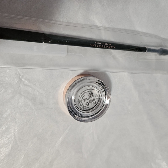 ABH brow freeze mini and full size spoolie - Picture 4 of 6